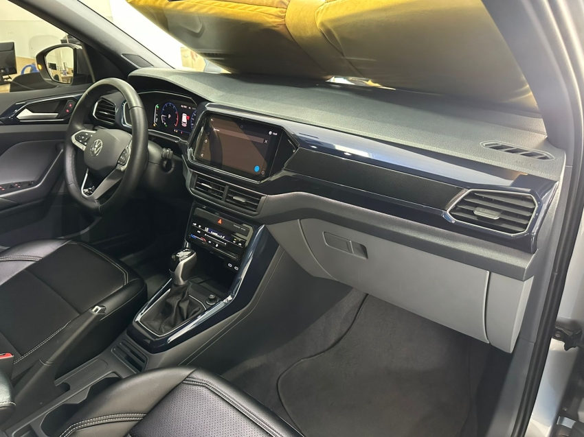 volkswagen t-cross 1.0 200 tsi total flex comfortline automatico 5p 202420