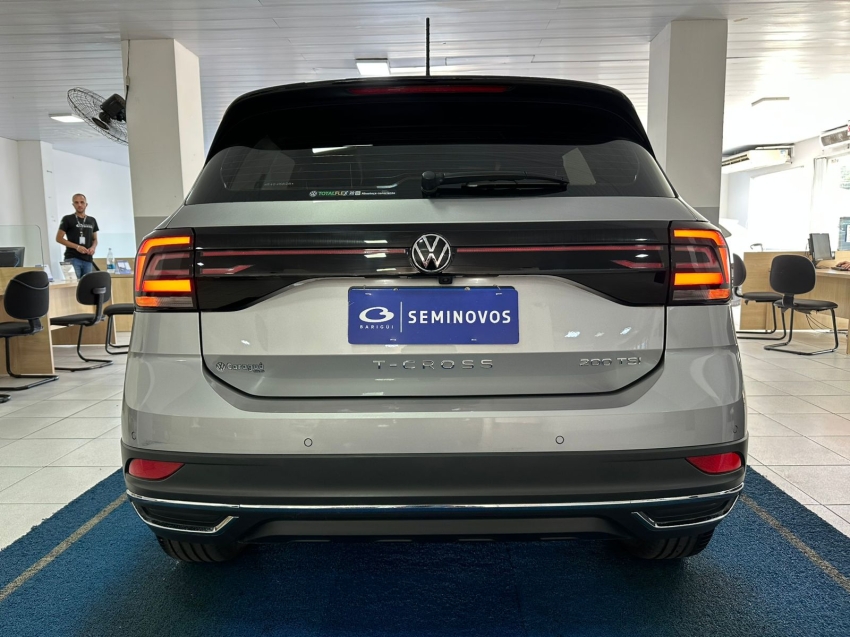 volkswagen t-cross 1.0 200 tsi total flex comfortline automatico 5p 20245
