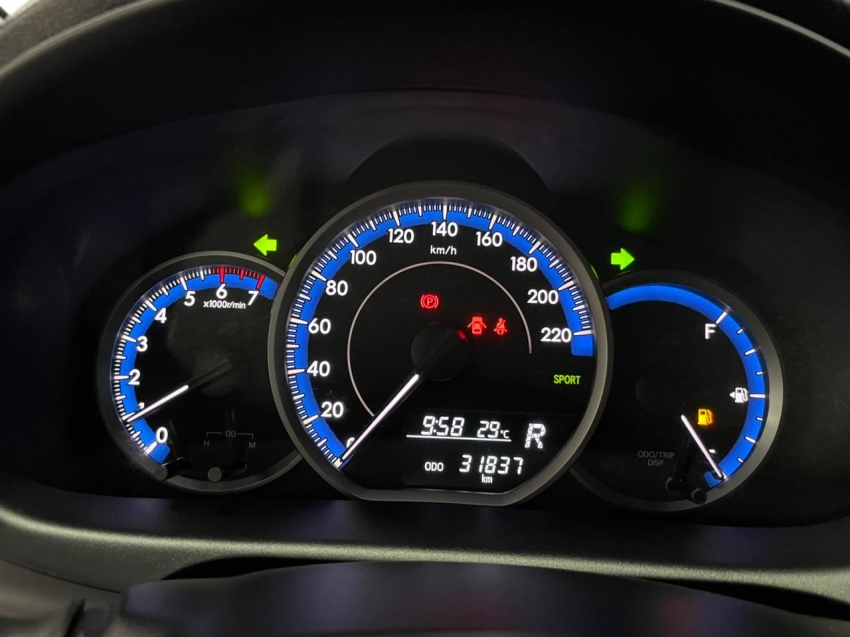 toyota yaris 1.5 16v flex xl multidrive 5p automatico 202519