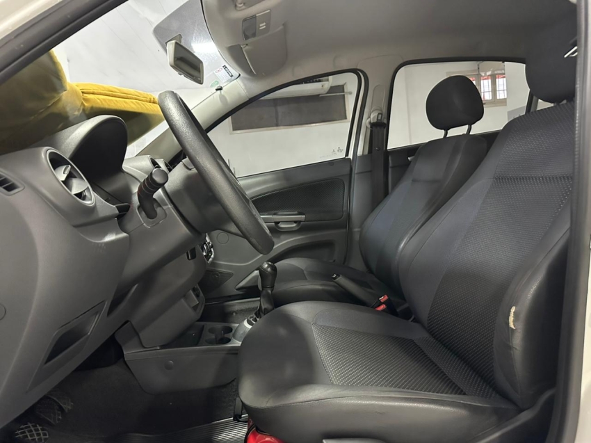 volkswagen gol 1.6 mi trendline 8v flex 4p manual 201611