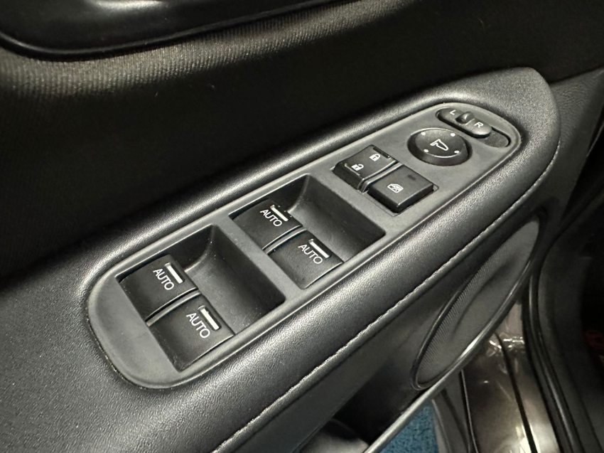 honda hr-v 1.8 16v flex lx 4p automatico 20168