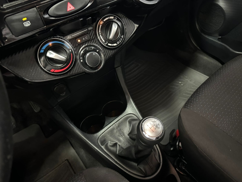 toyota etios 1.5 x sedan 16v flex 4p manual 201412