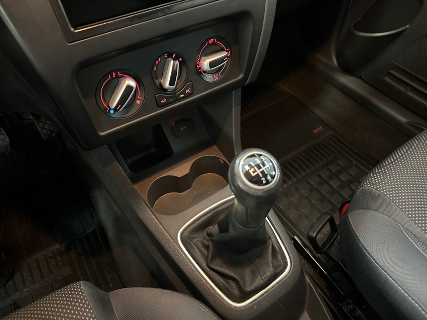 volkswagen fox 1.0 mi 8v flex 4p manual 201112