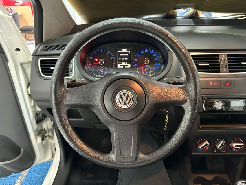 volkswagen fox 1.0 mi 8v flex 4p manual 201110