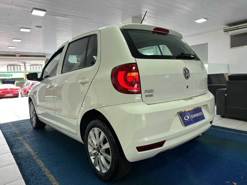 volkswagen fox 1.0 mi 8v flex 4p manual 20114