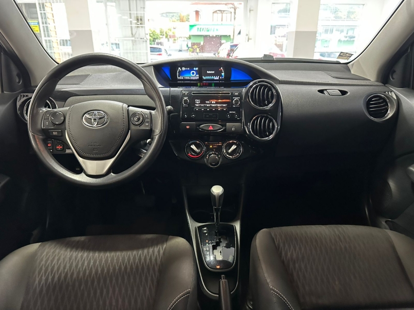 toyota etios 1.5 x plus sedan 16v flex 4p automatico 201912
