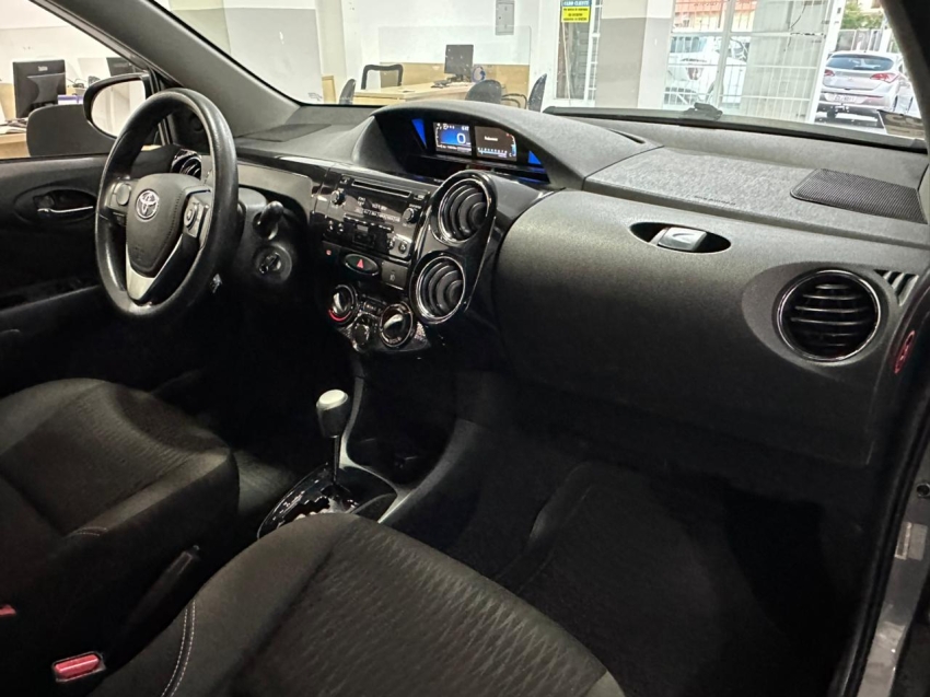 toyota etios 1.5 x plus sedan 16v flex 4p automatico 201914