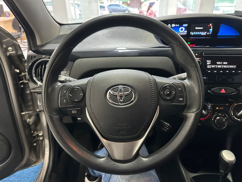 toyota etios 1.5 x plus sedan 16v flex 4p automatico 201910