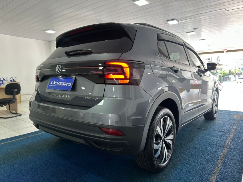 volkswagen t-cross 1.0 200 tsi total flex automatico 4p 20227