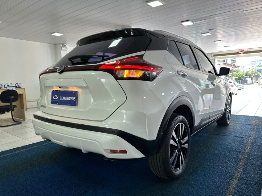 nissan kicks 1.6 16v flexstart exclusive xtronic flex 4p automatico 20227
