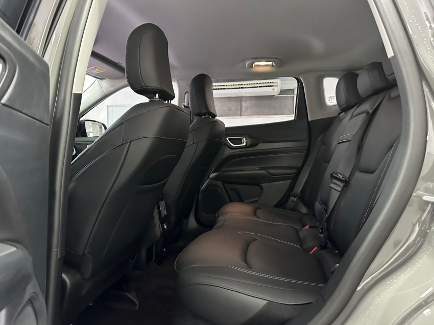 jeep compass 1.3 t270 turbo flex longitude at6 4p automatico 202616