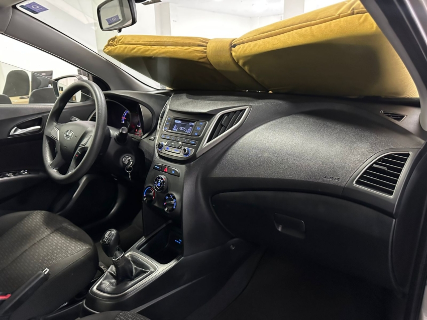 hyundai hb20 1.0 comfort style 12v flex 4p manual 201715