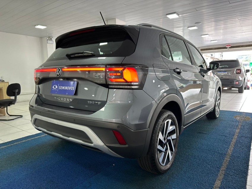 volkswagen t-cross 1.4 250 tsi total flex highline automatico 4p 20257