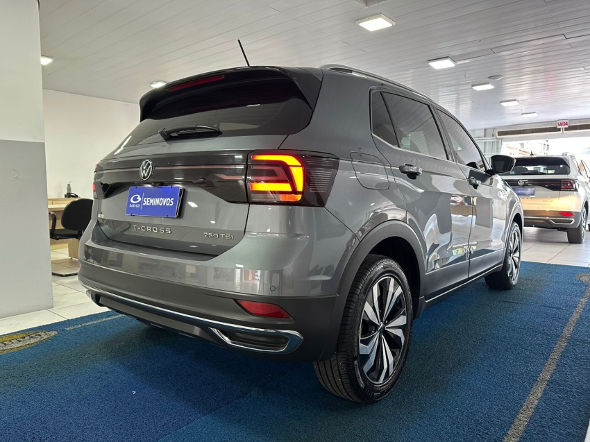 volkswagen t-cross 1.4 250 tsi total flex highline automatico 4p 20247