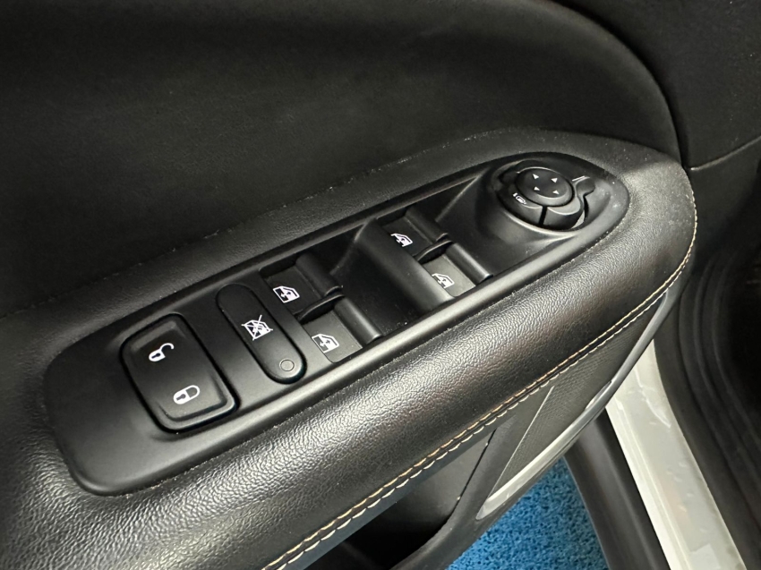 jeep compass 2.0 16v flex longitude automatico 4p 20199