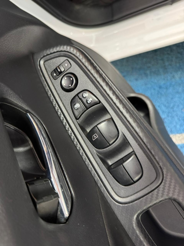 nissan versa 1.6 16v flex advance xtronic 5p automatico 20246