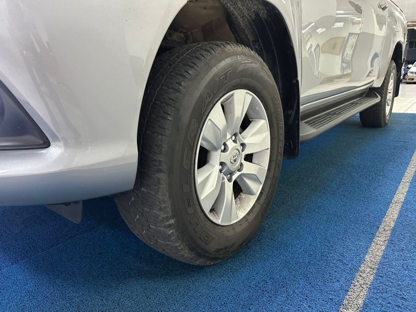 toyota hilux 2.7 srv 4x4 cd 16v flex 4p automatico 201817