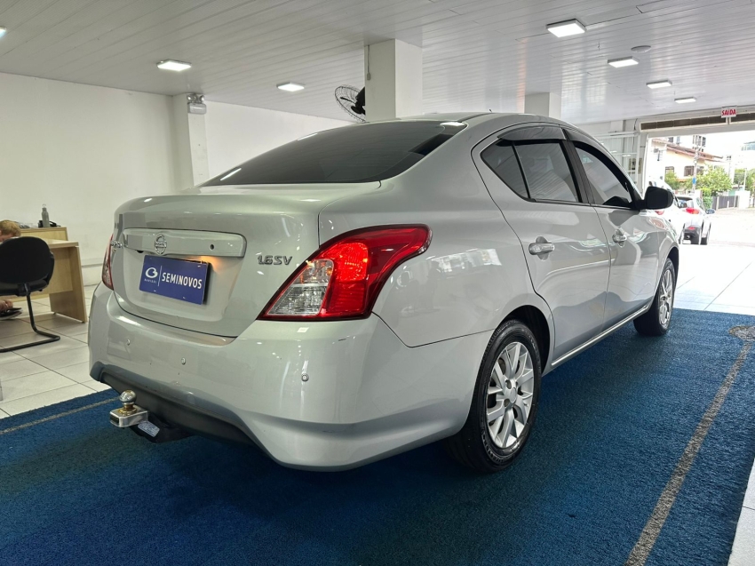 nissan versa 1.6 16v flexstart sv 4p xtronic flex automatico 20207