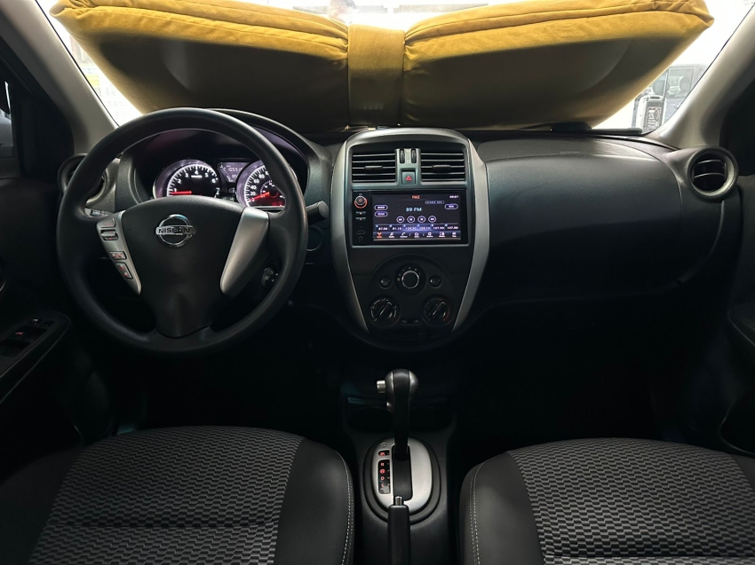 nissan versa 1.6 16v flexstart sv 4p xtronic flex automatico 202017