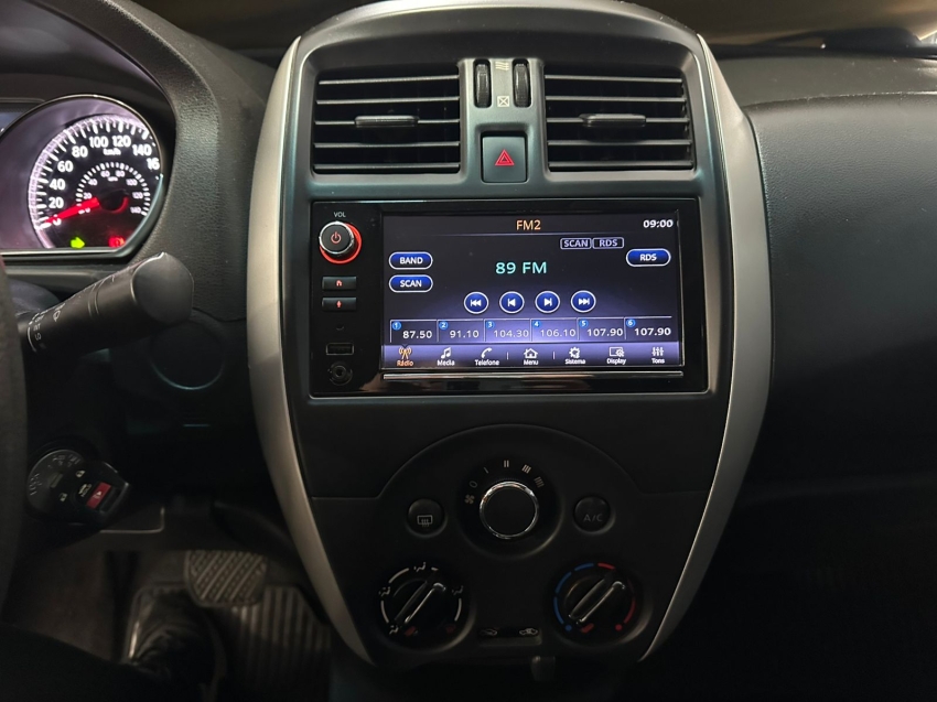 nissan versa 1.6 16v flexstart sv 4p xtronic flex automatico 202013