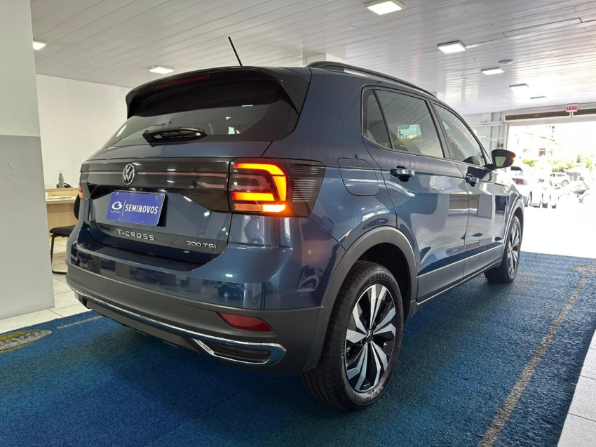volkswagen t-cross 1.0 200 tsi total flex comfortline automatico 4p 20247