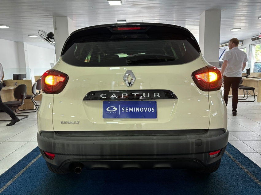 renault captur 1.6 16v sce flex life x-tronic 4p automatico 20196