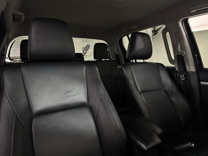 toyota hilux 2.8 d-4d turbo diesel cd srv 4x4 automatico 5p 202111