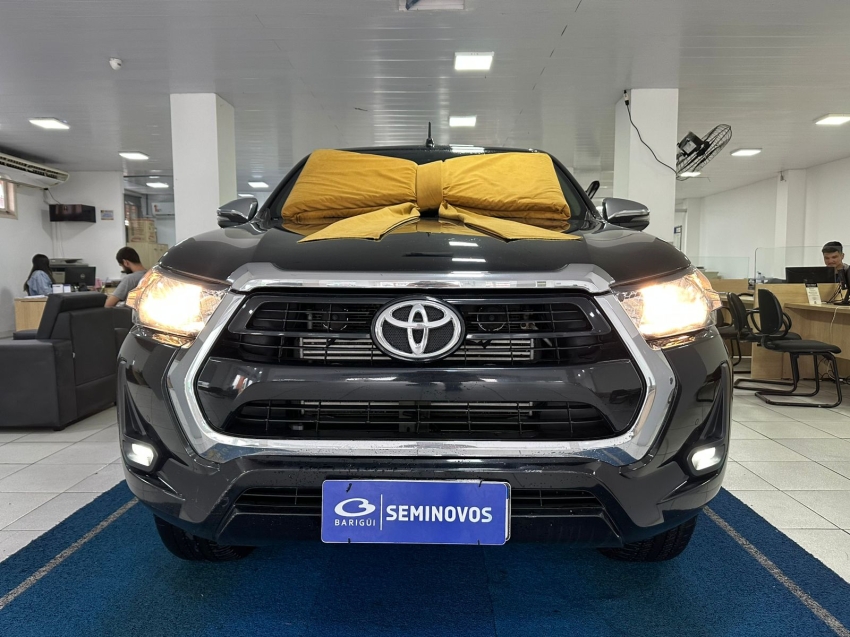 toyota hilux 2.8 d-4d turbo diesel cd srv 4x4 automatico 5p 20212