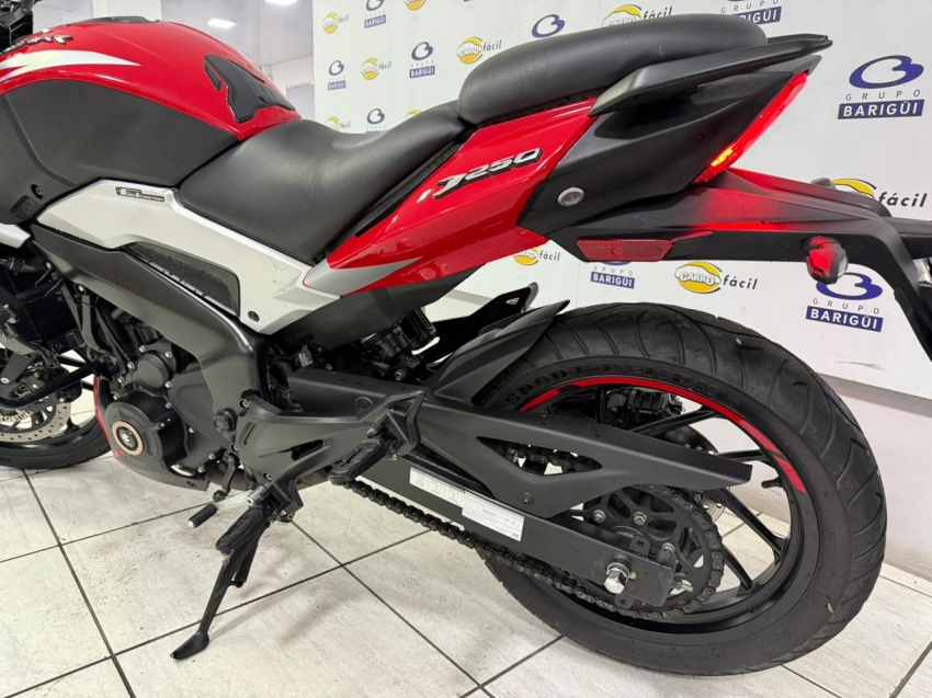 bajaj dominar 250 gasolina manual 202512