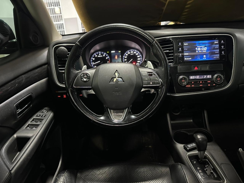mitsubishi outlander 3.0 gasolina automatico 201612