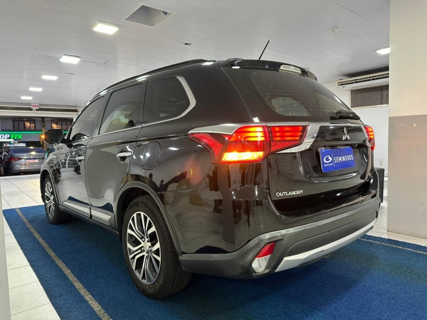 mitsubishi outlander 3.0 gasolina automatico 201617