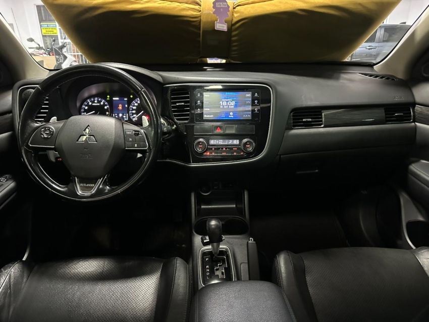 mitsubishi outlander 3.0 gasolina automatico 201611