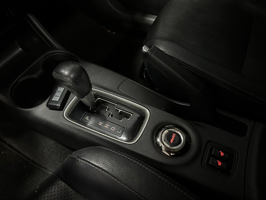 mitsubishi outlander 3.0 gasolina automatico 20168