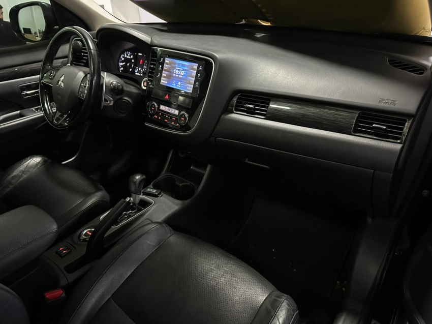 mitsubishi outlander 3.0 gasolina automatico 201613
