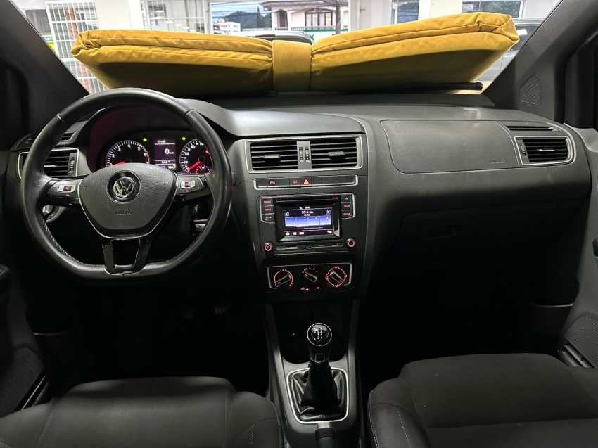 volkswagen fox 1.6 msi run 8v flex 4p manual 5p 201712