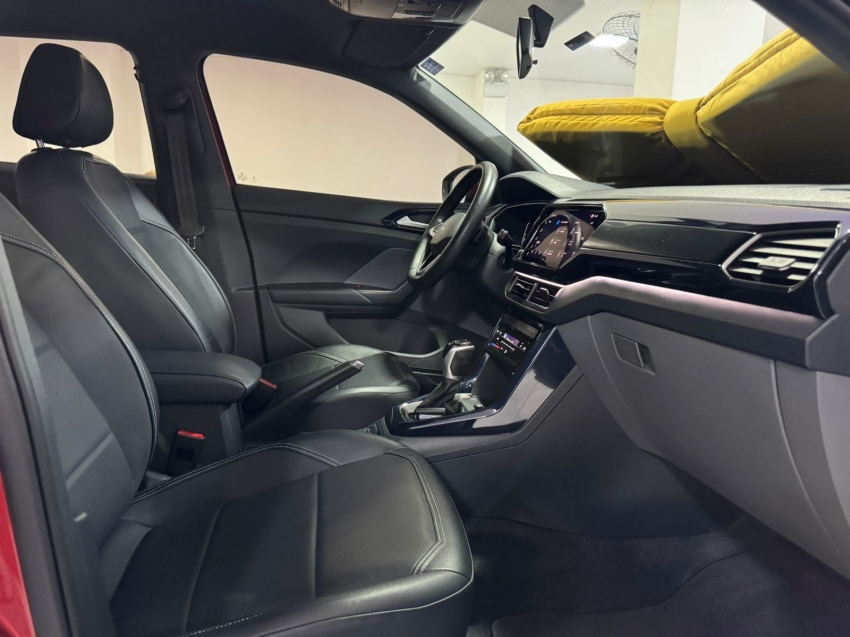 volkswagen t-cross 1.0 200 tsi total flex comfortline automatico 5p 202313