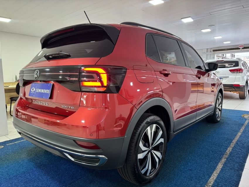 volkswagen t-cross 1.0 200 tsi total flex comfortline automatico 5p 202317