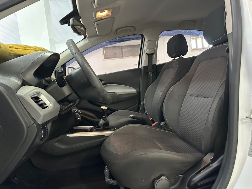 chevrolet onix 1.0 mpfi lt 8v flex 4p manual 5p 20175