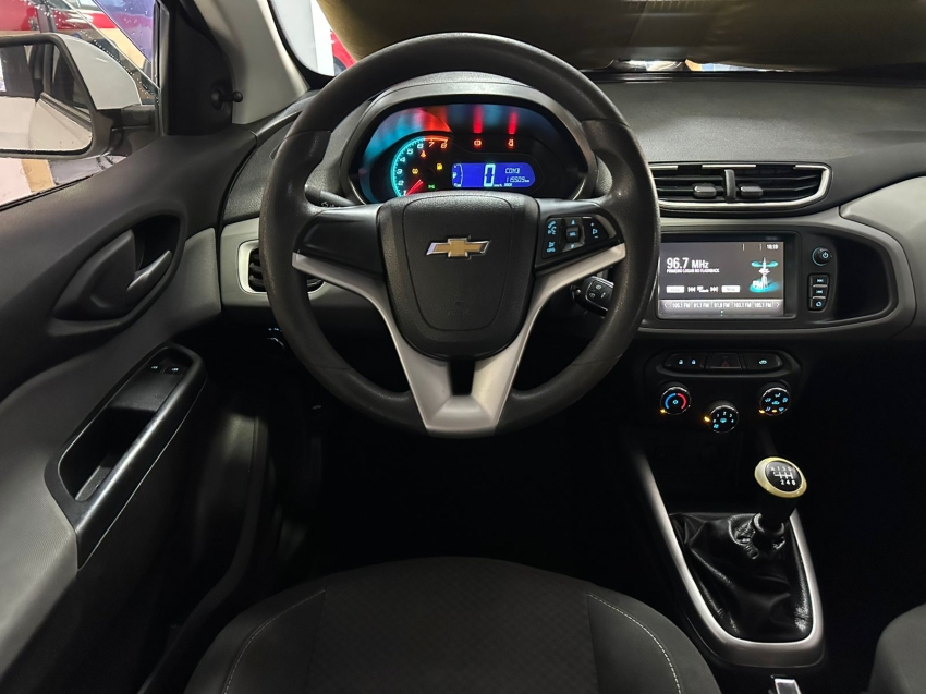 chevrolet onix 1.0 mpfi lt 8v flex 4p manual 5p 201711