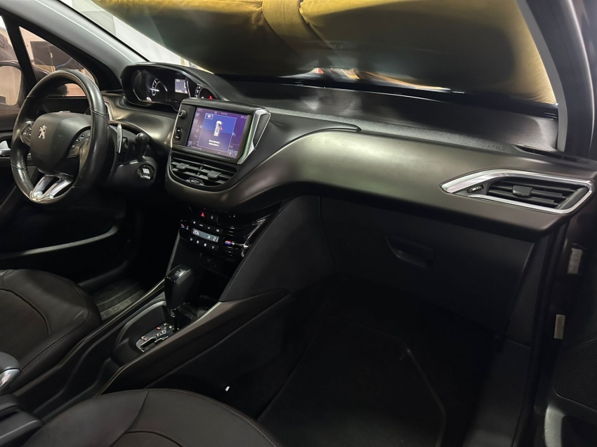 peugeot 2008 1.6 16v flex griffe 4p automatico 5p 201713