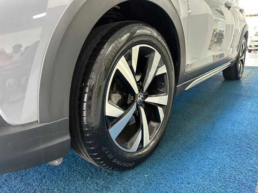volkswagen nivus 1.0 200 tsi total flex highline automatico 5p 202218