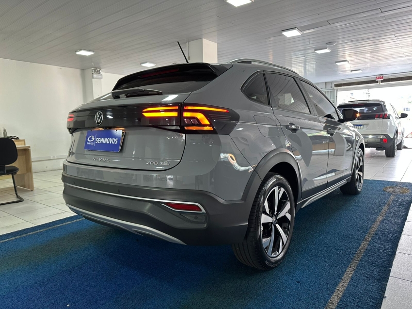 volkswagen nivus 1.0 200 tsi total flex highline automatico 5p 202216