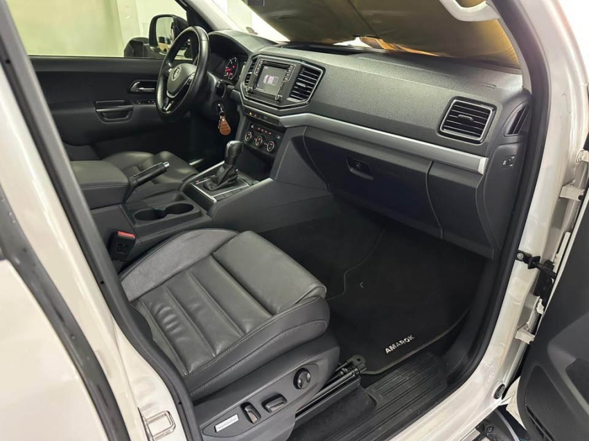 volkswagen amarok 2.0 highline 4x4 cd 16v turbo intercooler diesel 4p automatico 3.0 5p 201914