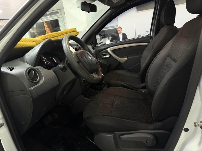 renault duster 1.6 16v sce flex authentique x-tronic 5p automatico 20205