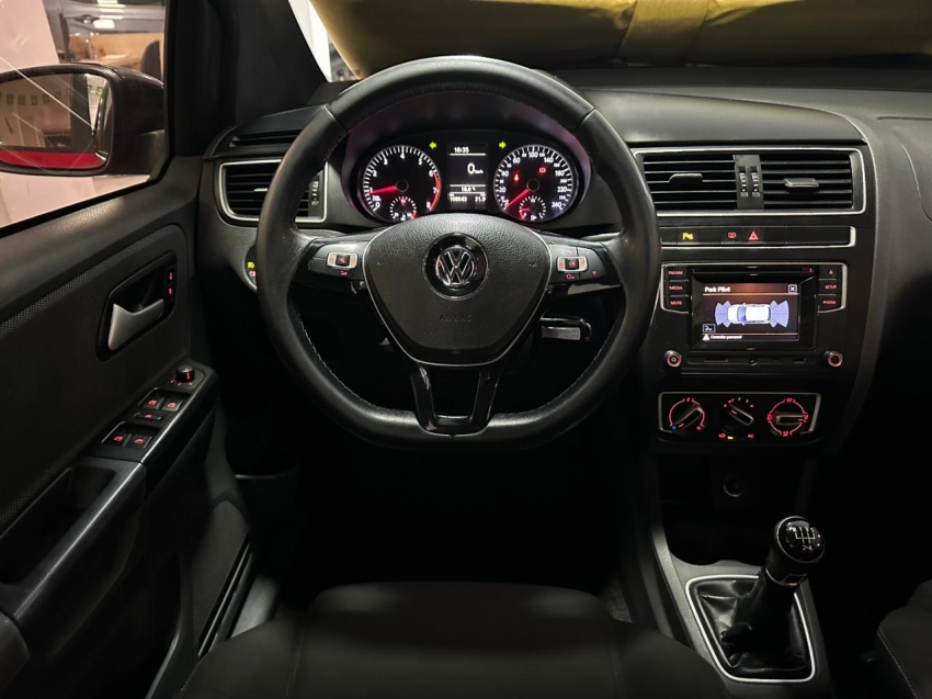 volkswagen fox 1.6 msi run 8v flex 4p manual 5p 201714
