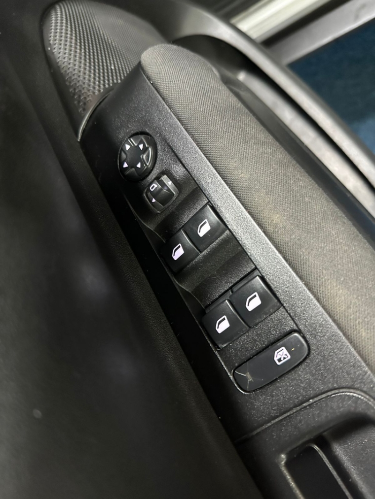 citroen c4 cactus 1.6 vti 120 flex feel eat6 5p automatico 20194
