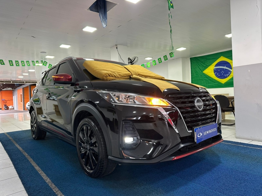 nissan kicks 1.6 16v flexstart xplay xtronic flex 5p automatico 2024