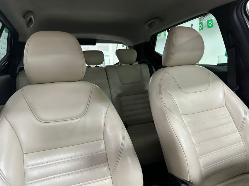 nissan kicks 1.6 16v flexstart s 4p xtronic flex 5p automatico 201913