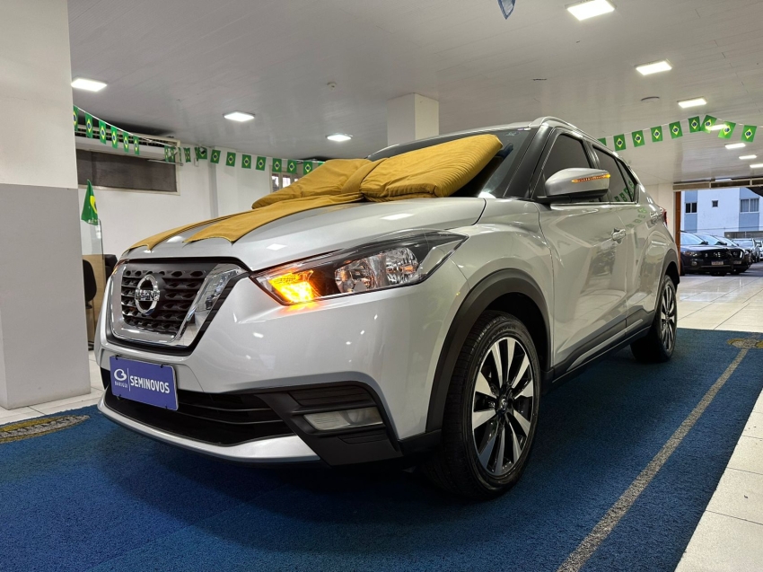 nissan kicks 1.6 16v flexstart sv 4p xtronic flex 5p automatico 20183