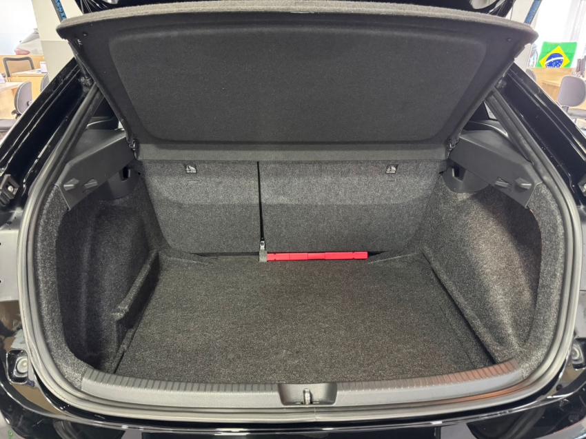 volkswagen nivus 1.0 200 tsi total flex highline automatico 5p 202418